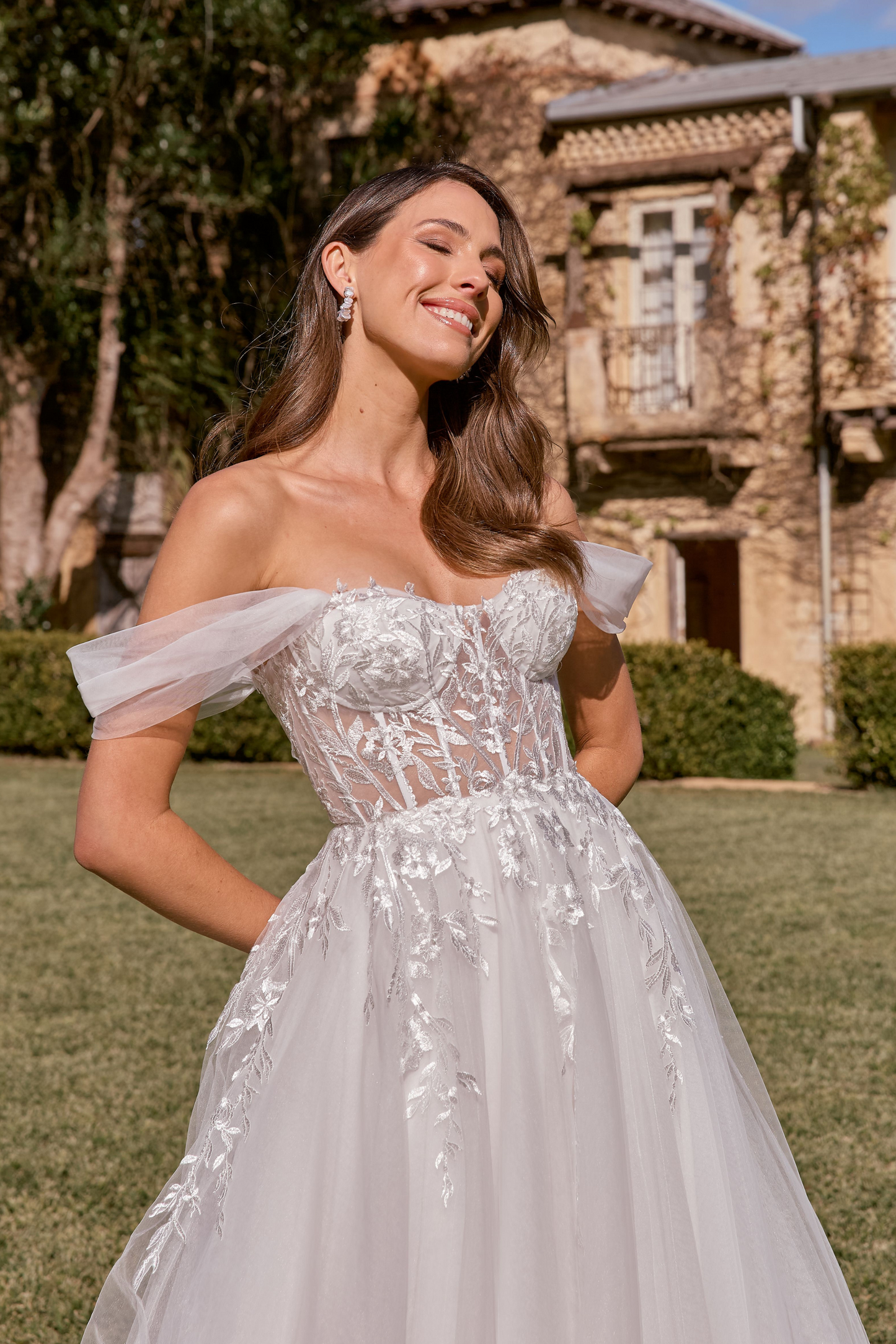 PO2462 Innes - Vintage White