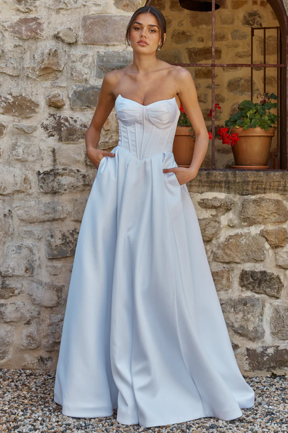 PO2649 Della Dress- White