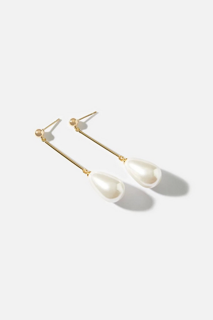 SKYLAR Long Pearl Earrings