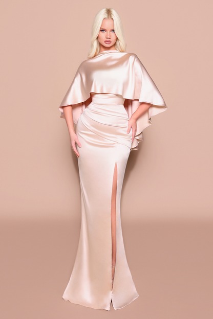 Nicoletta Cape 01