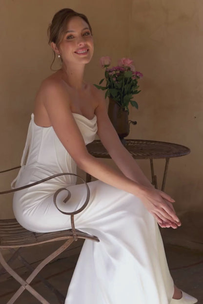 TC2605 April - Wedding Dress